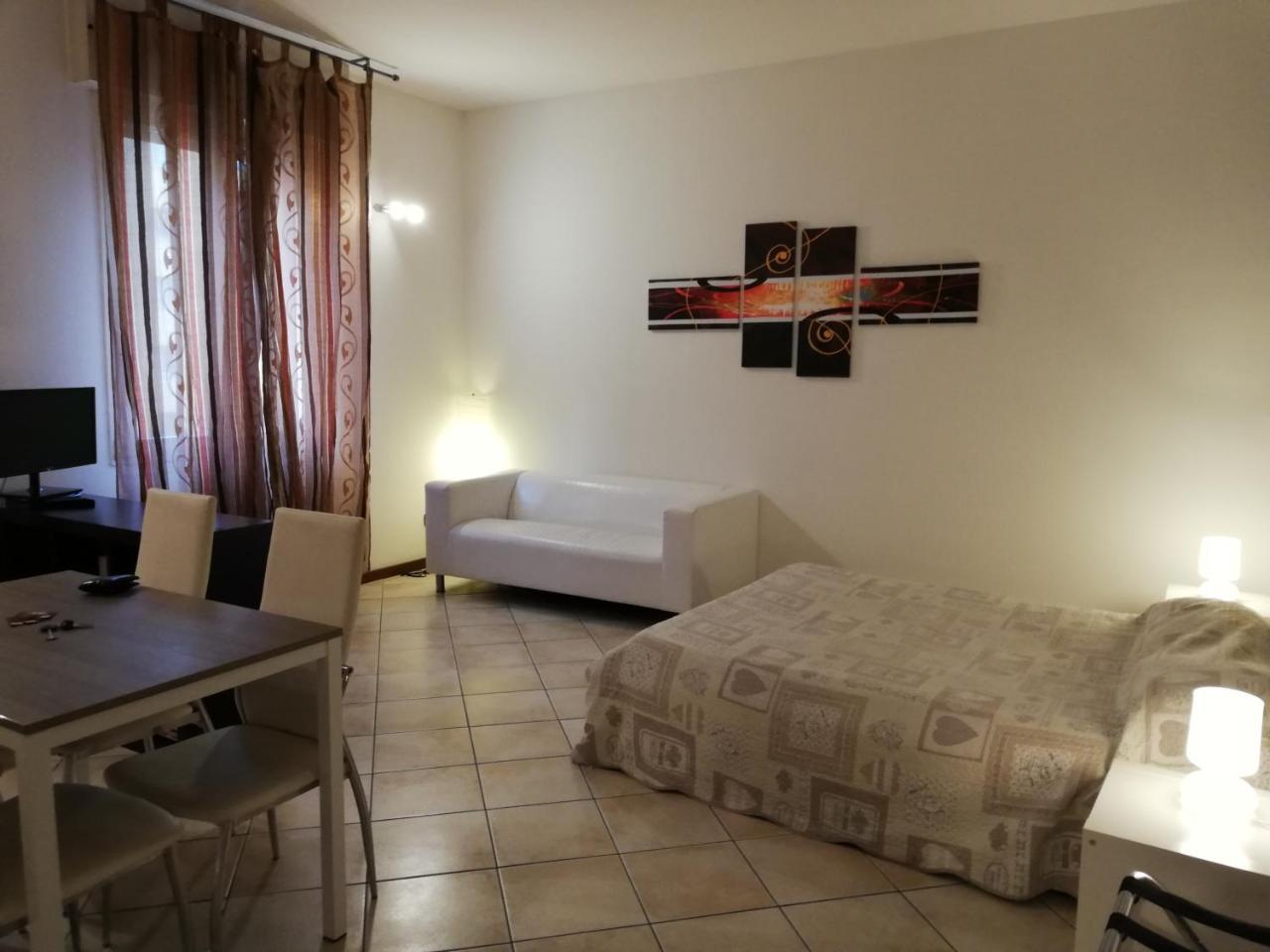 Residenza Ugo Bassi Apartment Bologna Exterior photo