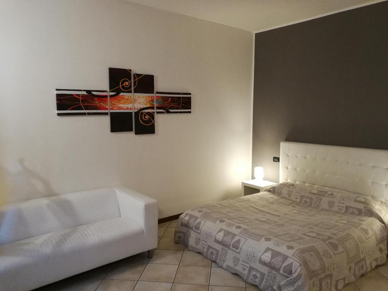 Residenza Ugo Bassi Apartment Bologna Exterior photo